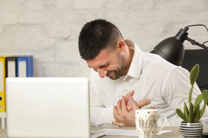 doenças cardíacas e entupimento de artérias têm como origem uma alimentação inadequada, entre outros fatores